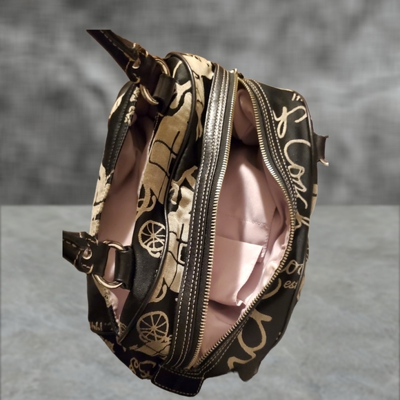 Coach purse - Picture 3 of 9